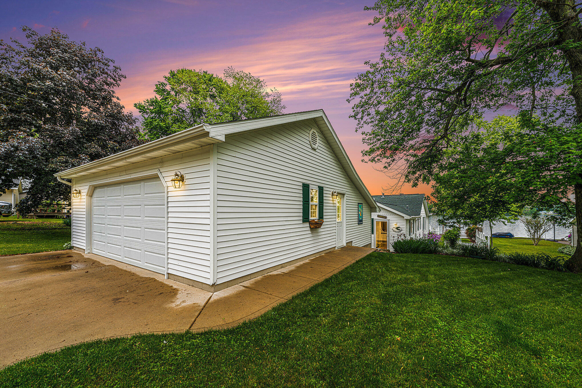 Property Photo:  60631 Lennon Road  MI 49091 