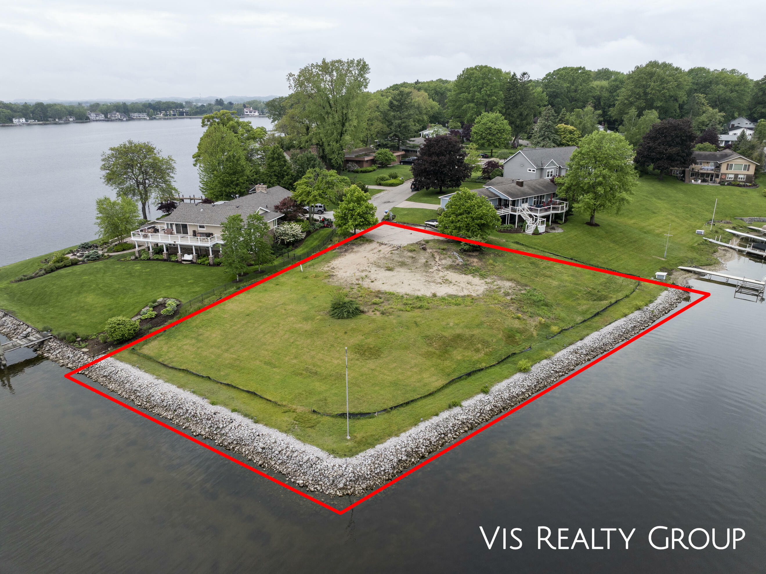 Property Photo:  16073 Lake Point Drive  MI 49456 
