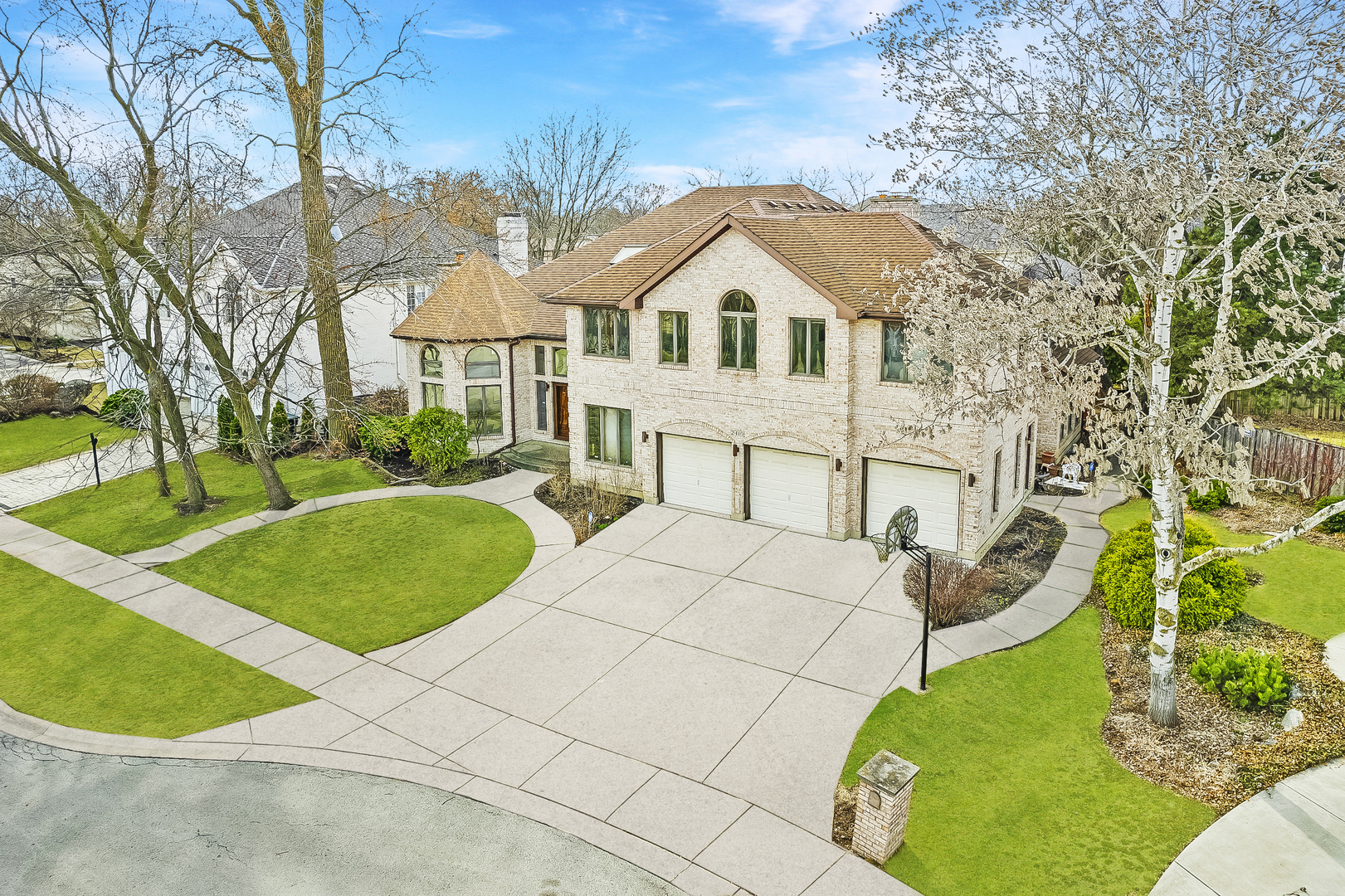Property Photo: 2410 Halina Drive IL 60026