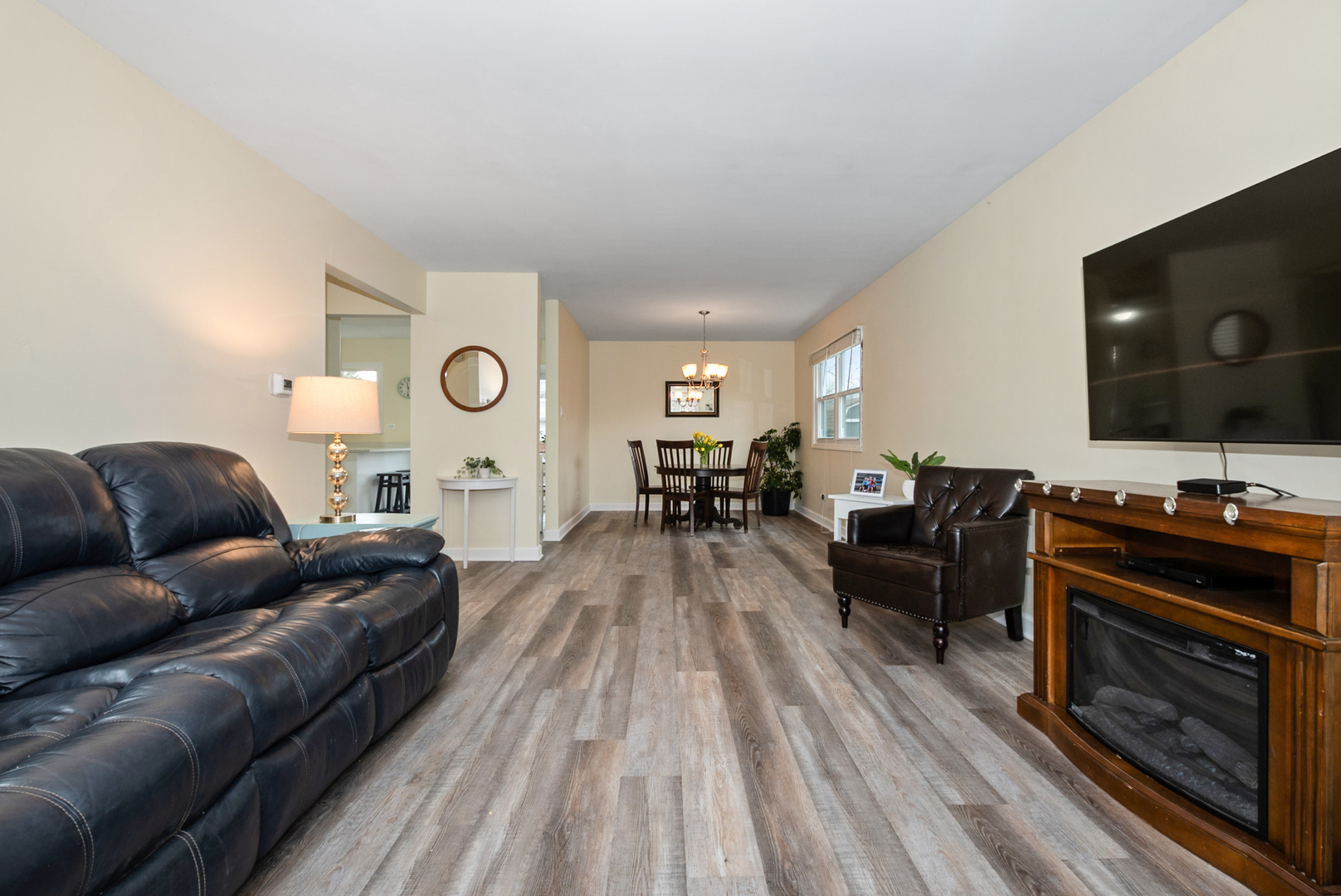 Property Photo: 8048 W Magnolia Drive IL 60423