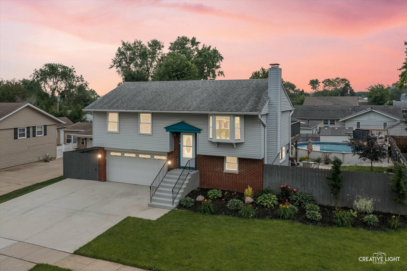 712 Cascade Avenue  Romeoville IL 60446 photo