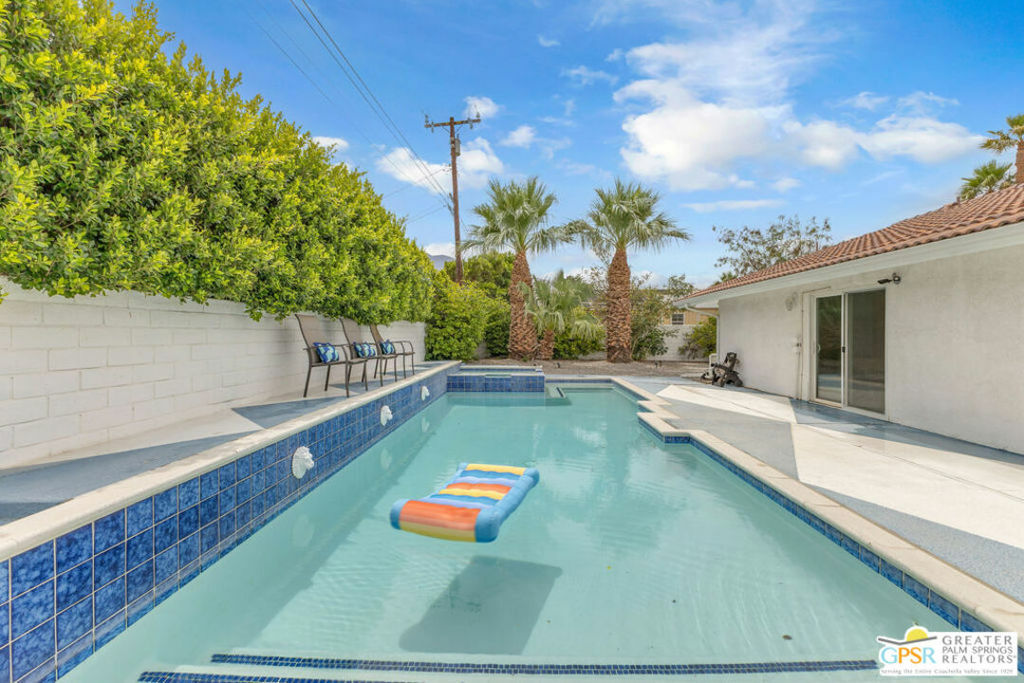 Property Photo: 2375 E Joyce Drive CA 92262