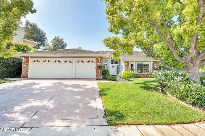 5050 Golden Nugget Way  Oak Park CA 91377 photo