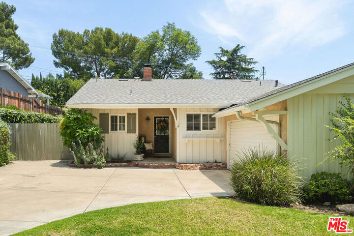 Property Photo: 5016 Boston Avenue CA 91214