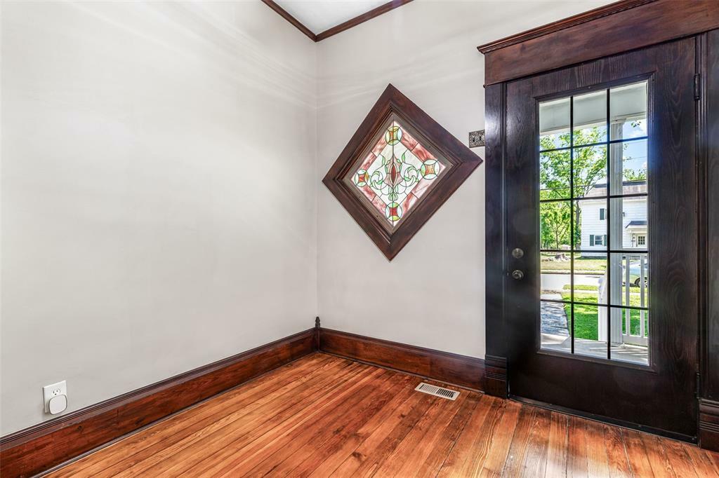 Property Photo: 305 W 1st Street MO 63640