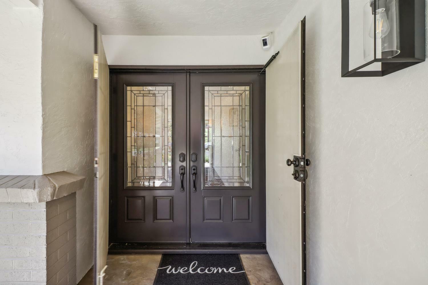 Property Photo: 305 Diamond Oaks Road CA 95678