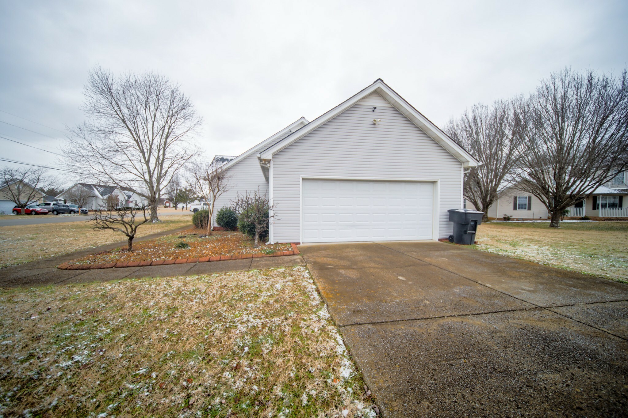 Property Photo: 2327 Gold Valley Dr TN 37130