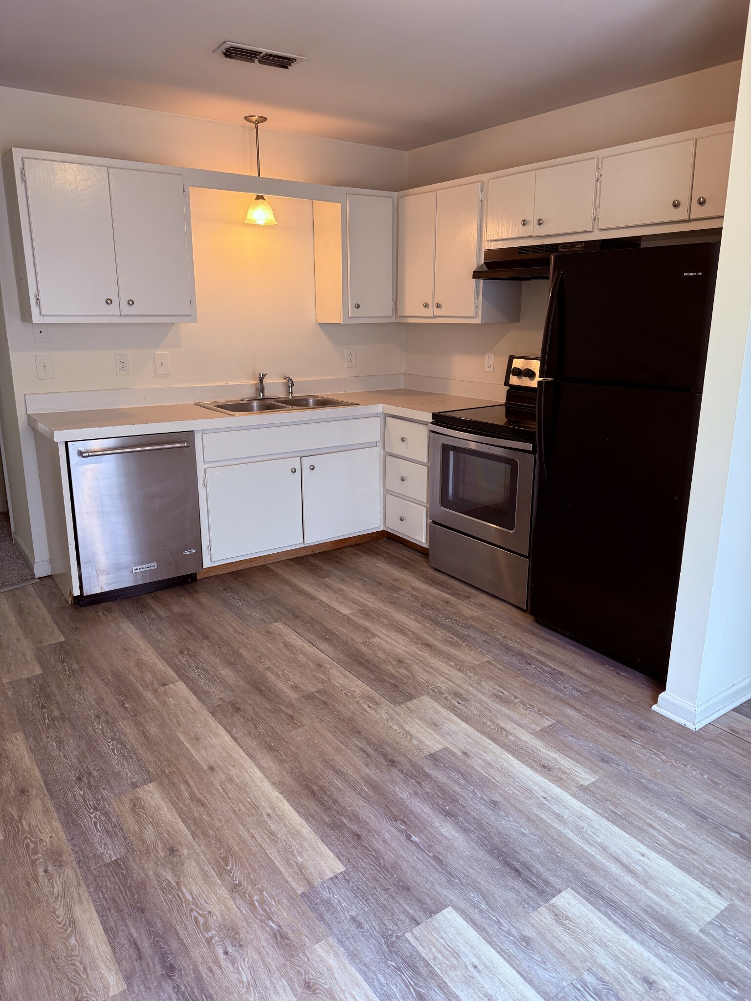 Property Photo: 2822 Nunley St TN 37073