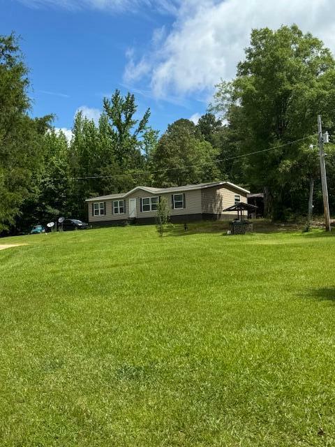 Property Photo: 1469 County Road 2 MS 38633
