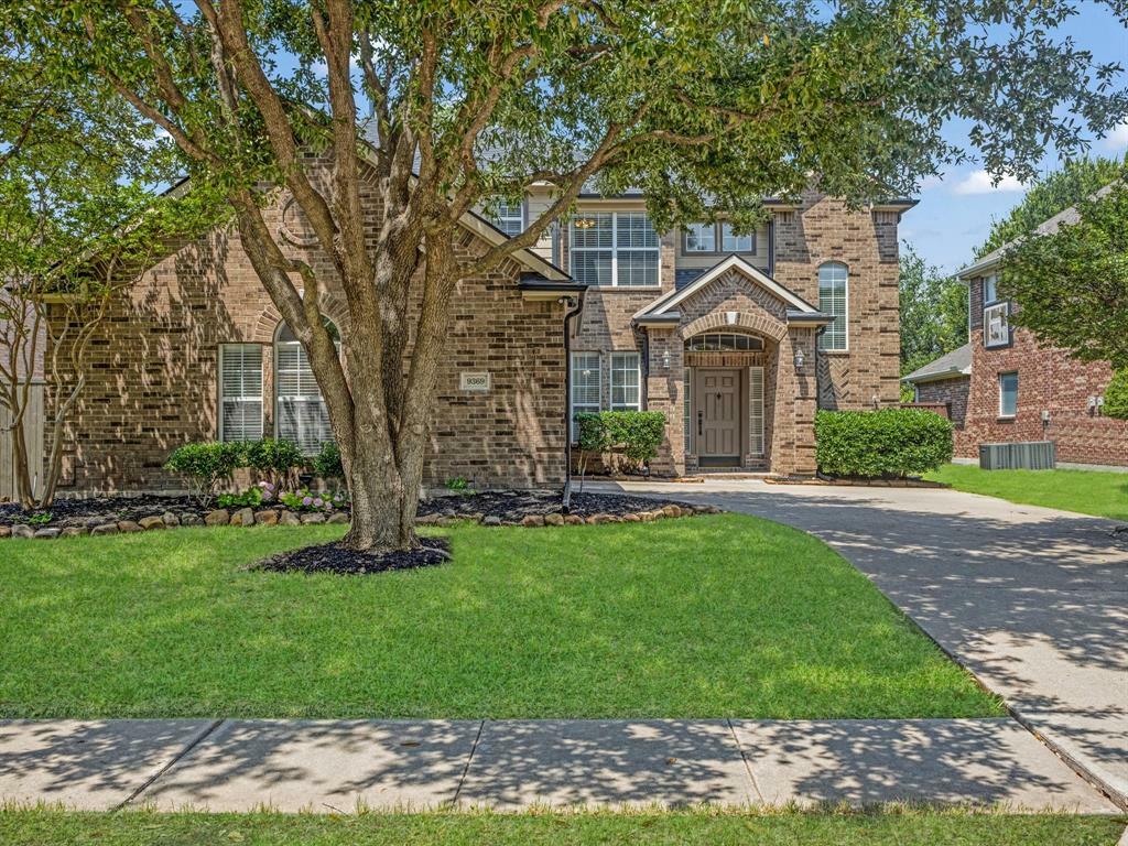 Property Photo: 9369 Blackthorn Trail TX 75033