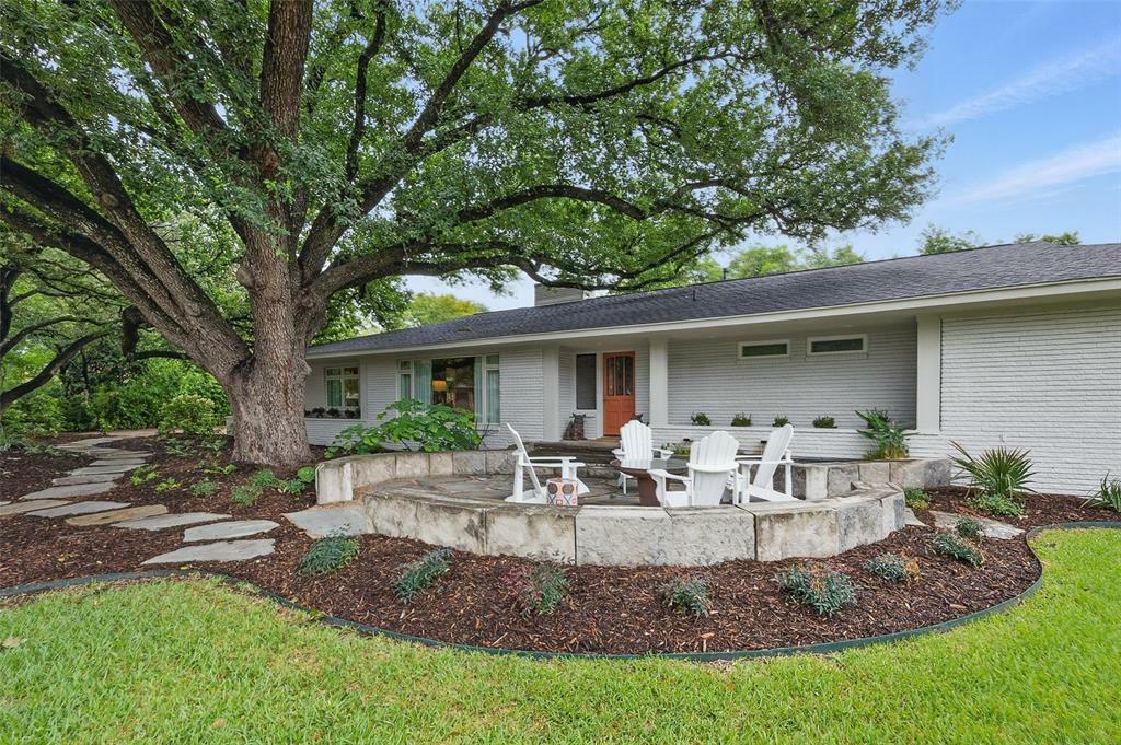 Property Photo: 4213 Norwich Drive TX 76109