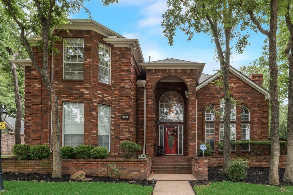 Property Photo: 2805 Pine View Drive TX 76051
