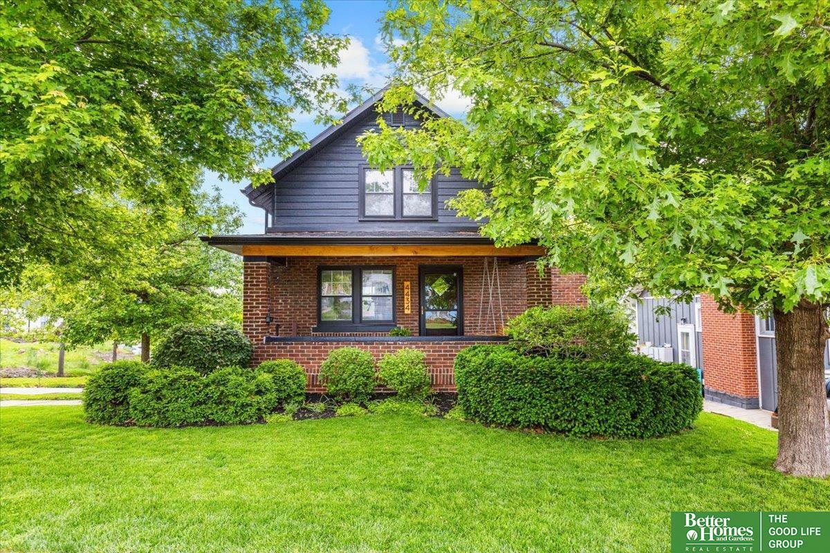 Property Photo: 4434 Pacific Street NE 68105