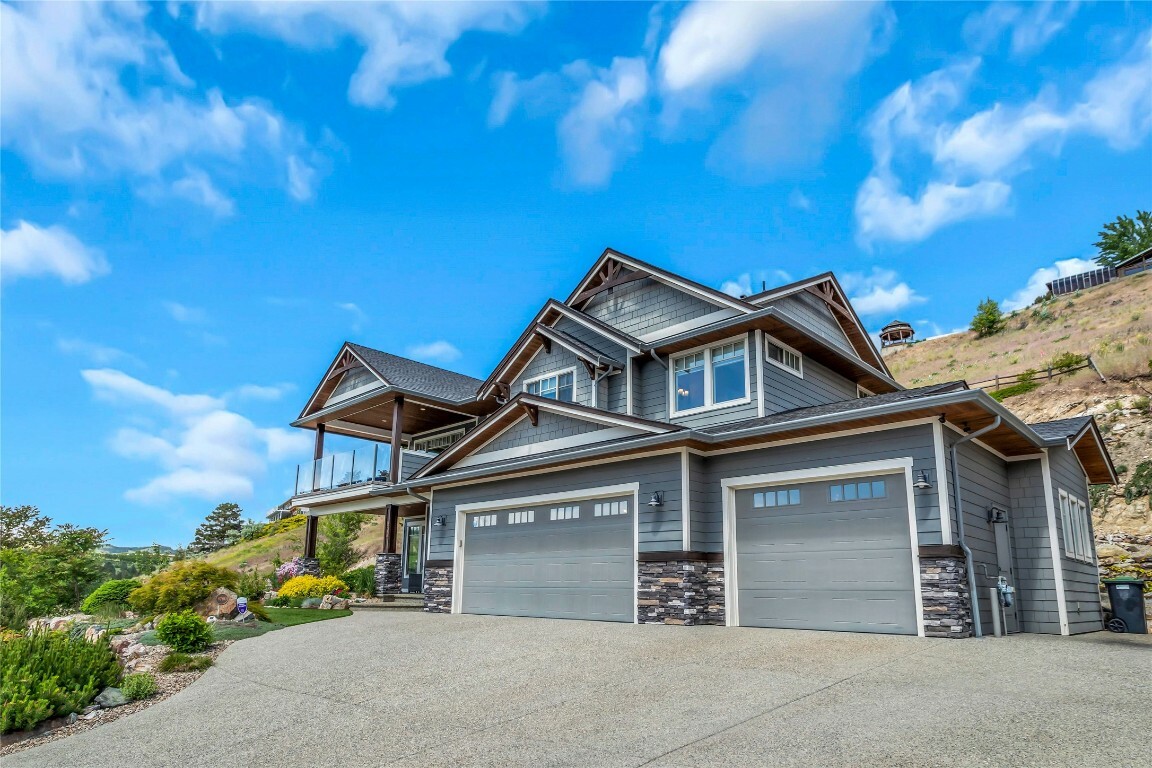 Photo de la propriété: 8780 Braeburn Drive BC V1B 4E5