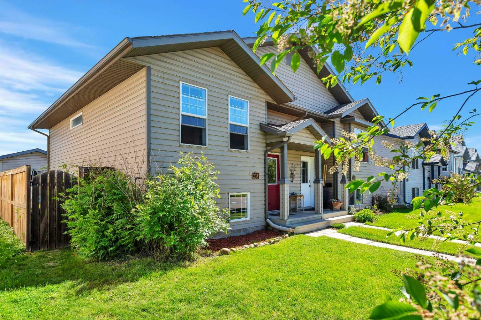 Property Photo: 238 Kendrew Drive AB T4P 3Z1