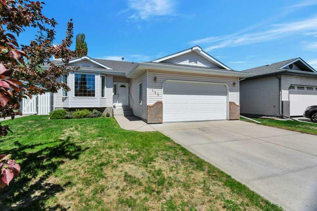 125 Lamont Close  Red Deer AB T4R 2R6 photo