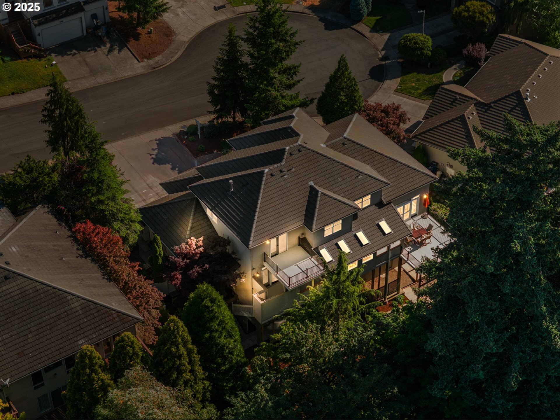 Property Photo:  2711 NW 28th Cir  WA 98607 