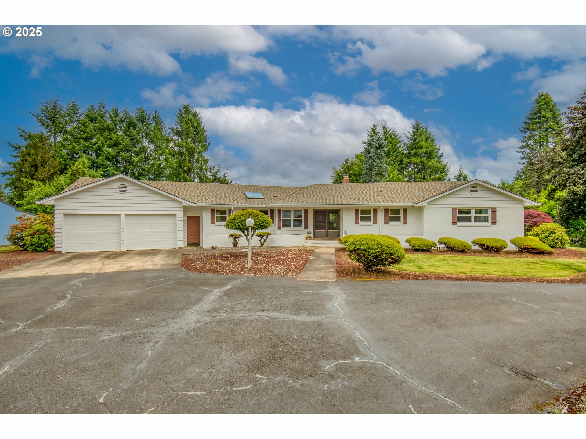 Property Photo: 11650 SW Hillsboro Hwy OR 97123