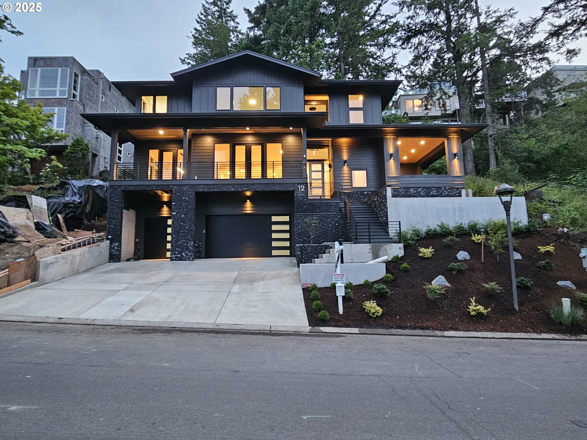 12 Hidalgo St  Lake Oswego OR 97035 photo