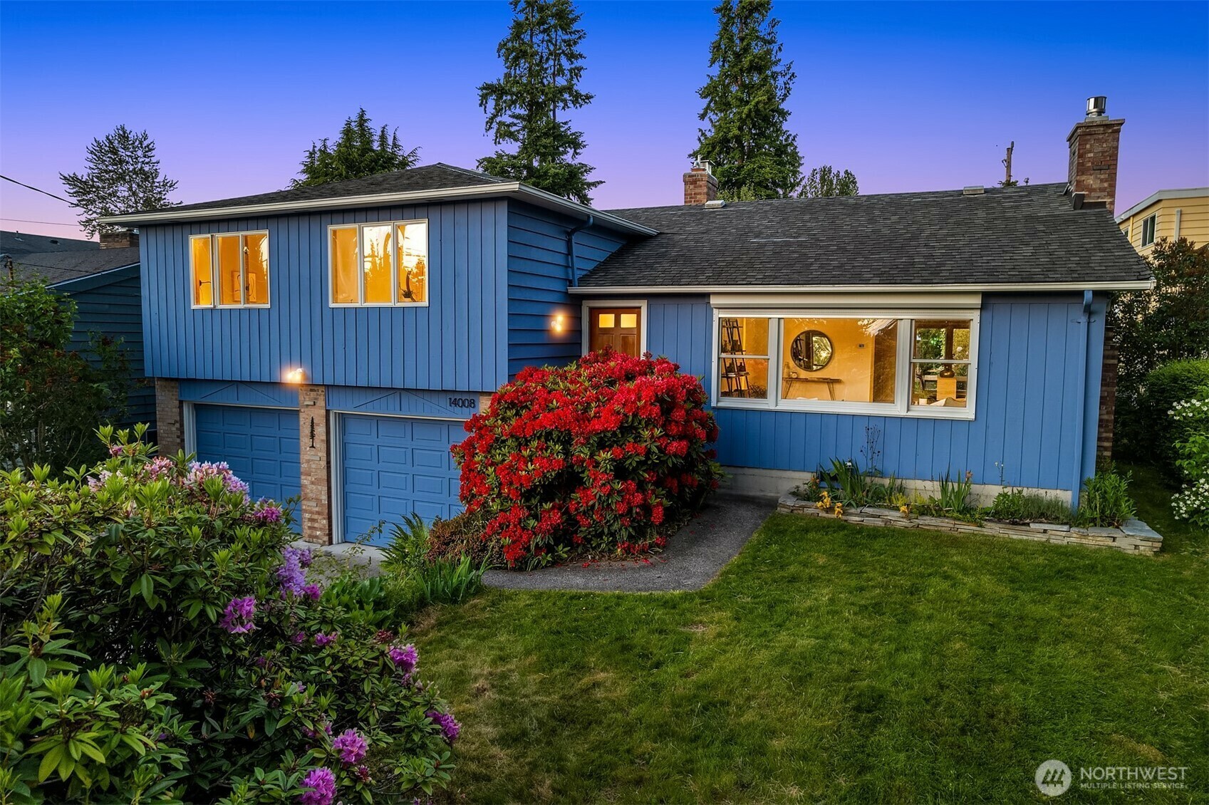 Property Photo: 14008 37th Avenue NE WA 98125