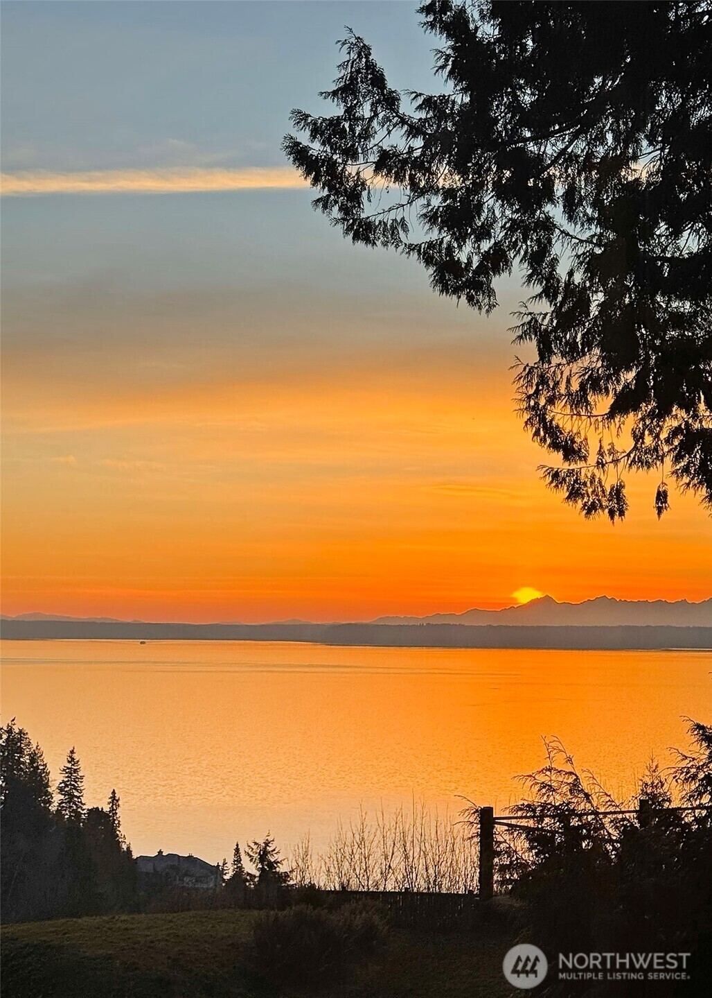 6724  Marine View Drive  Edmonds WA 98026 photo