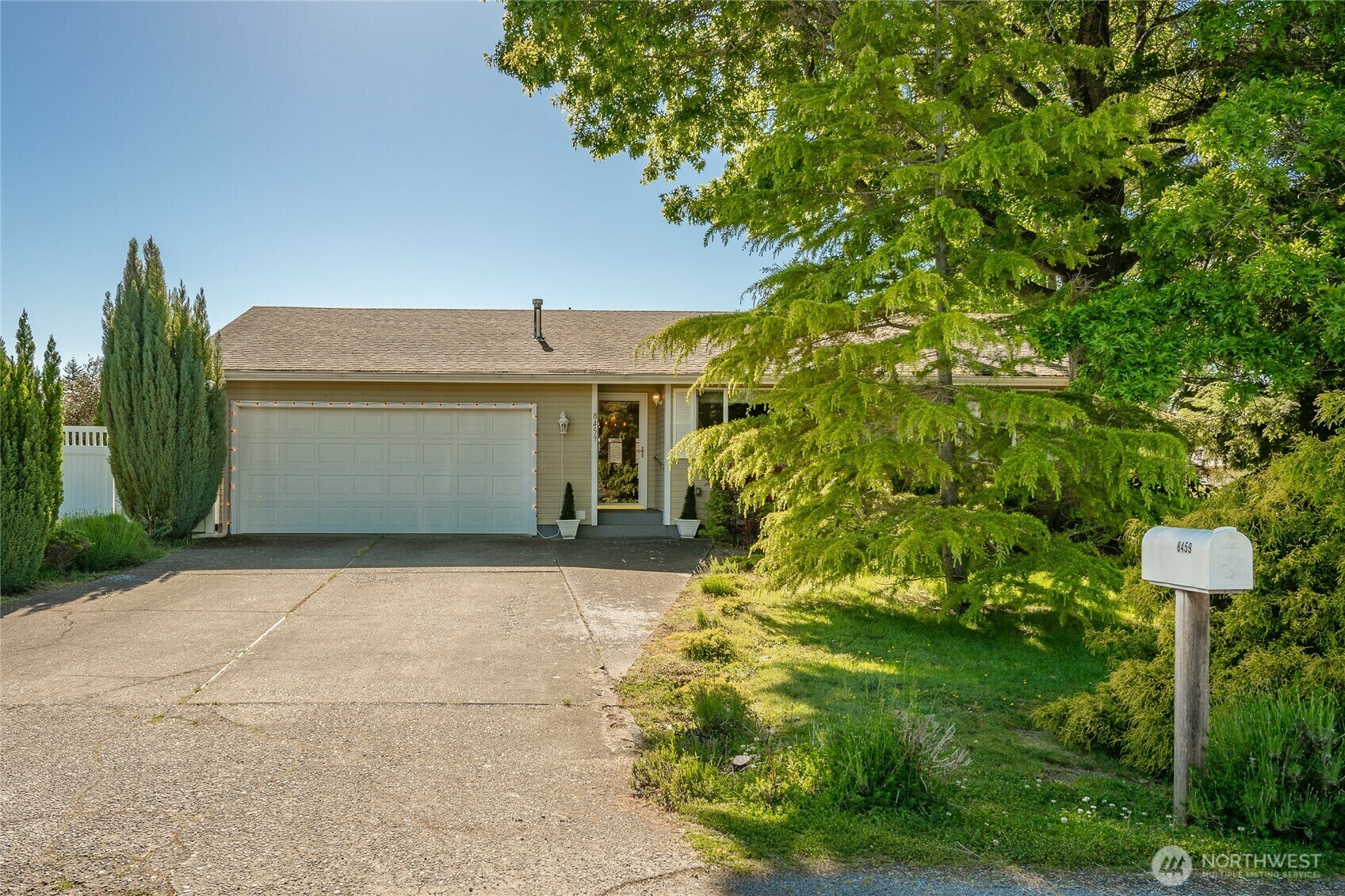 Property Photo: 8459 Catalina Court WA 98230