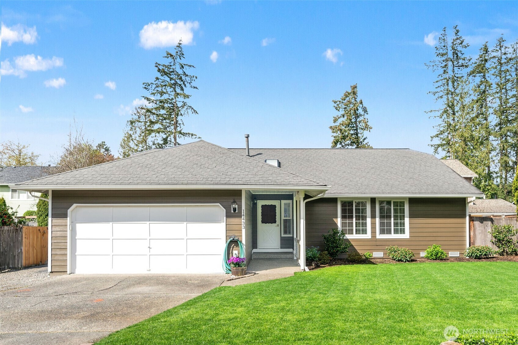 Property Photo: 14433 82nd Avenue NE WA 98034