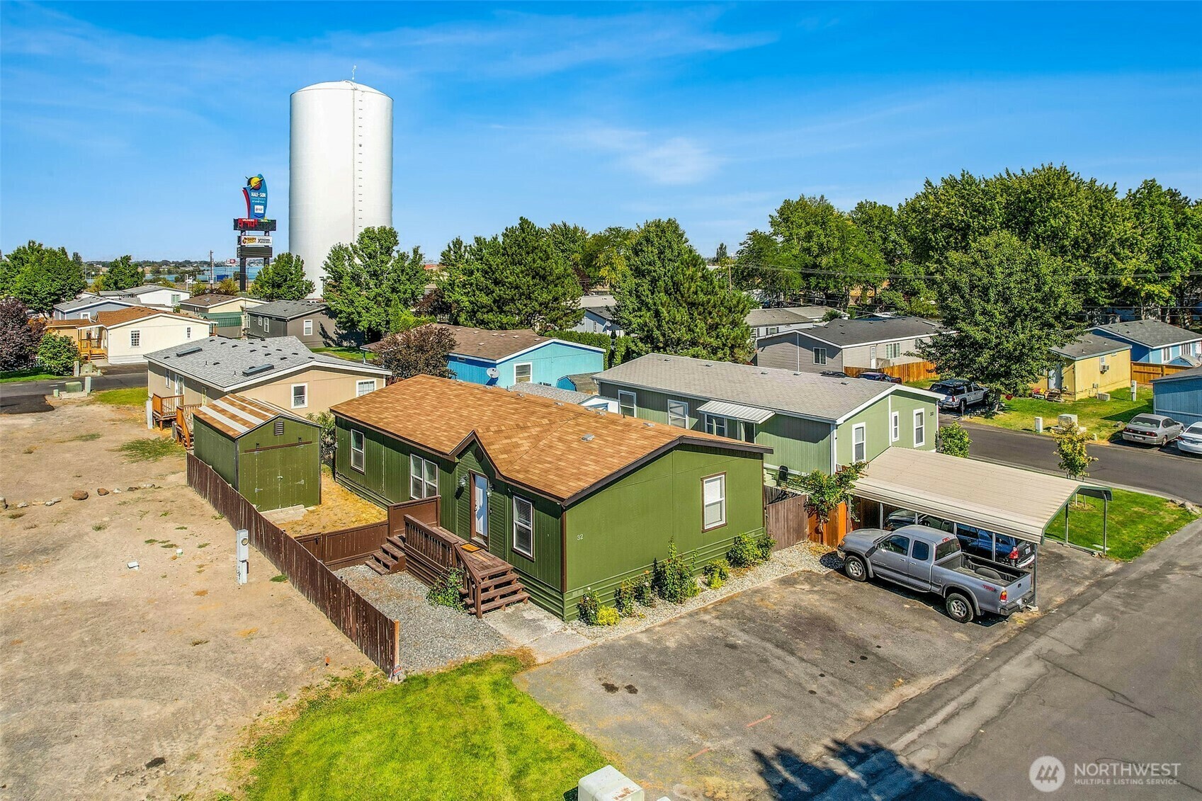 Property Photo: 3211 W Wapato Drive 32 WA 98837