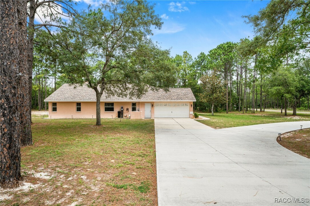 Property Photo: 4864 N Cheyenne Drive FL 34465