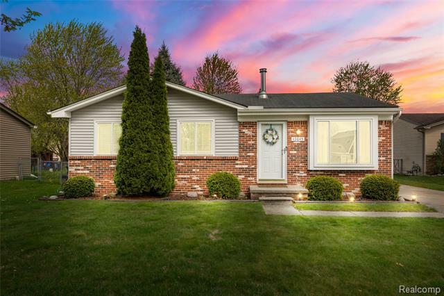 Property Photo: 43645 Antietam Court MI 48188