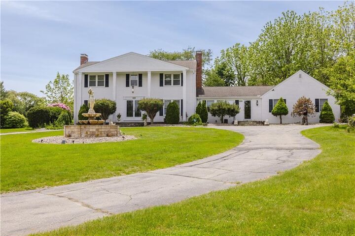129 Lawrence Drive  Portsmouth RI 02871 photo