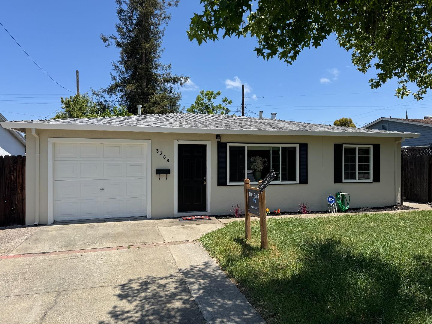 Property Photo: 3268 Kilo Avenue CA 95124