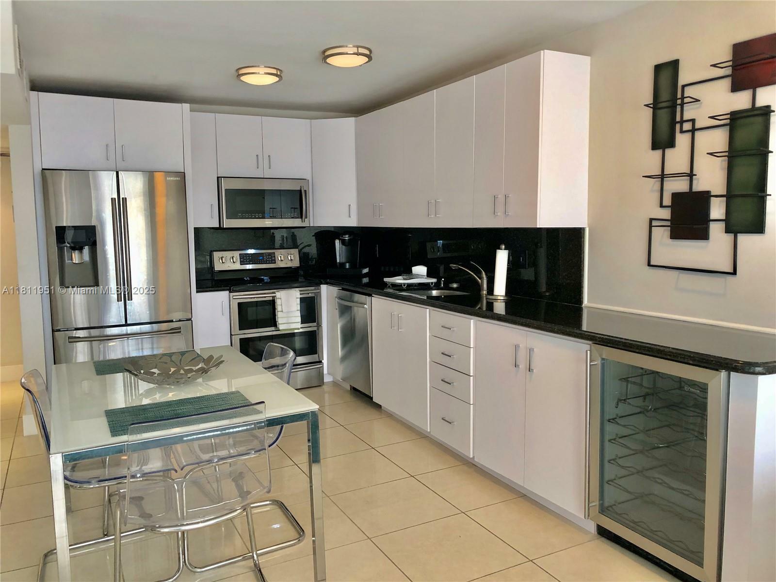 Property Photo: 401 Ocean Dr 1001 FL 33139