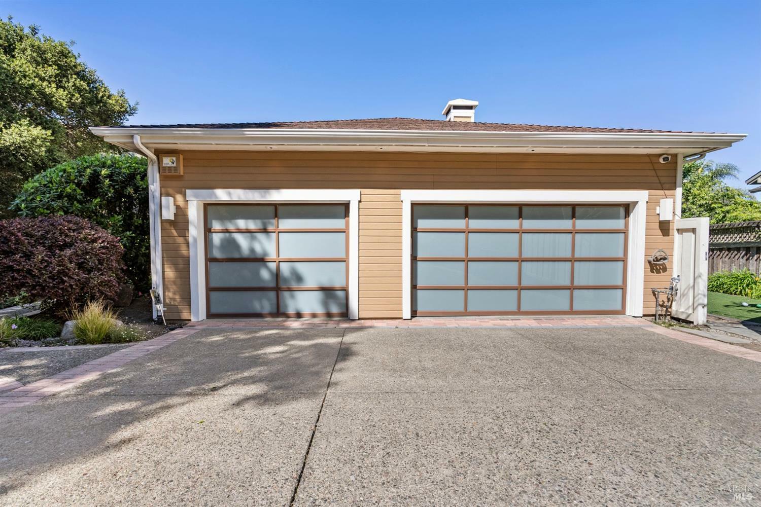 Property Photo: 1 Golden Lily Place CA 94903