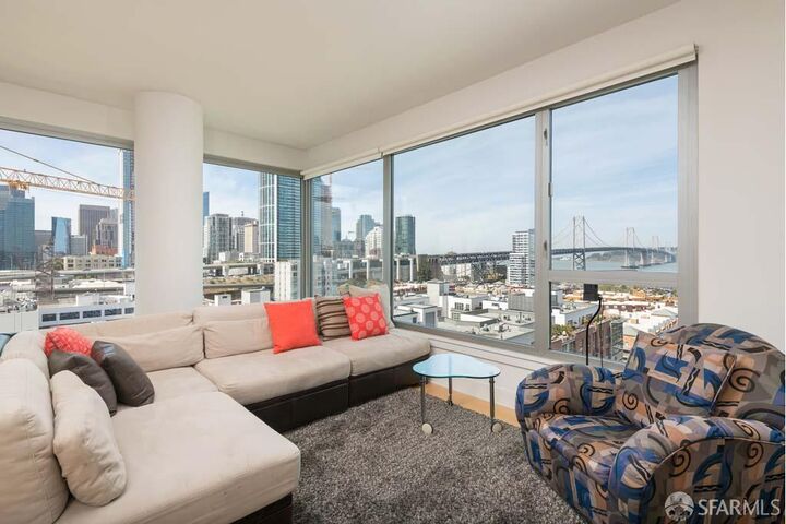 Property Photo: 239 Brannan Street 14A CA 94107