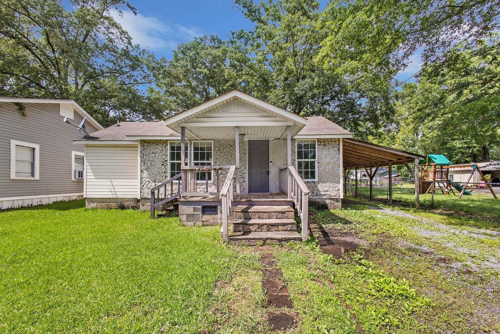 Property Photo:  1315 St Joseph St  AL 35055 - CULLMAN 