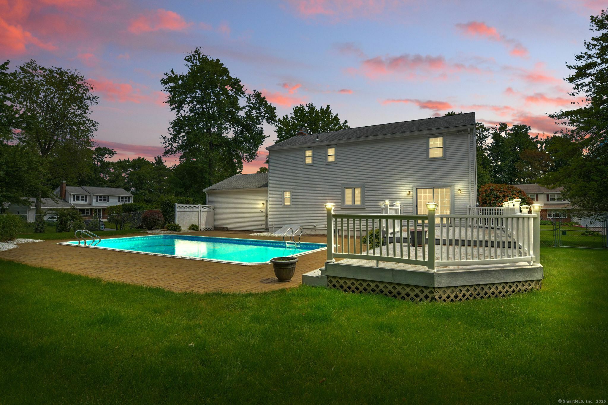 Property Photo:  5 Crabapple Road  CT 06095 