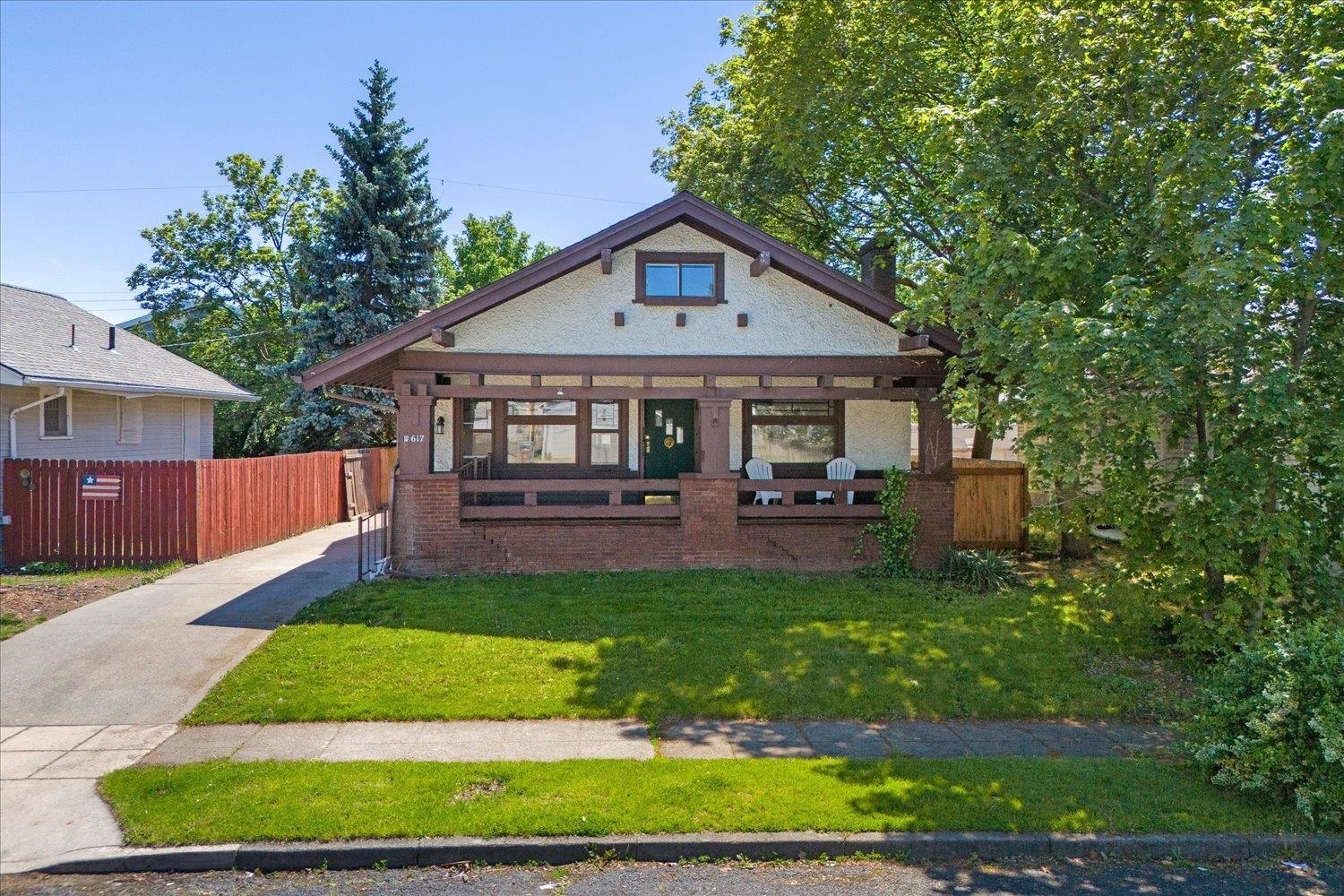 617 W Carlisle Ave  Spokane WA 99205 photo