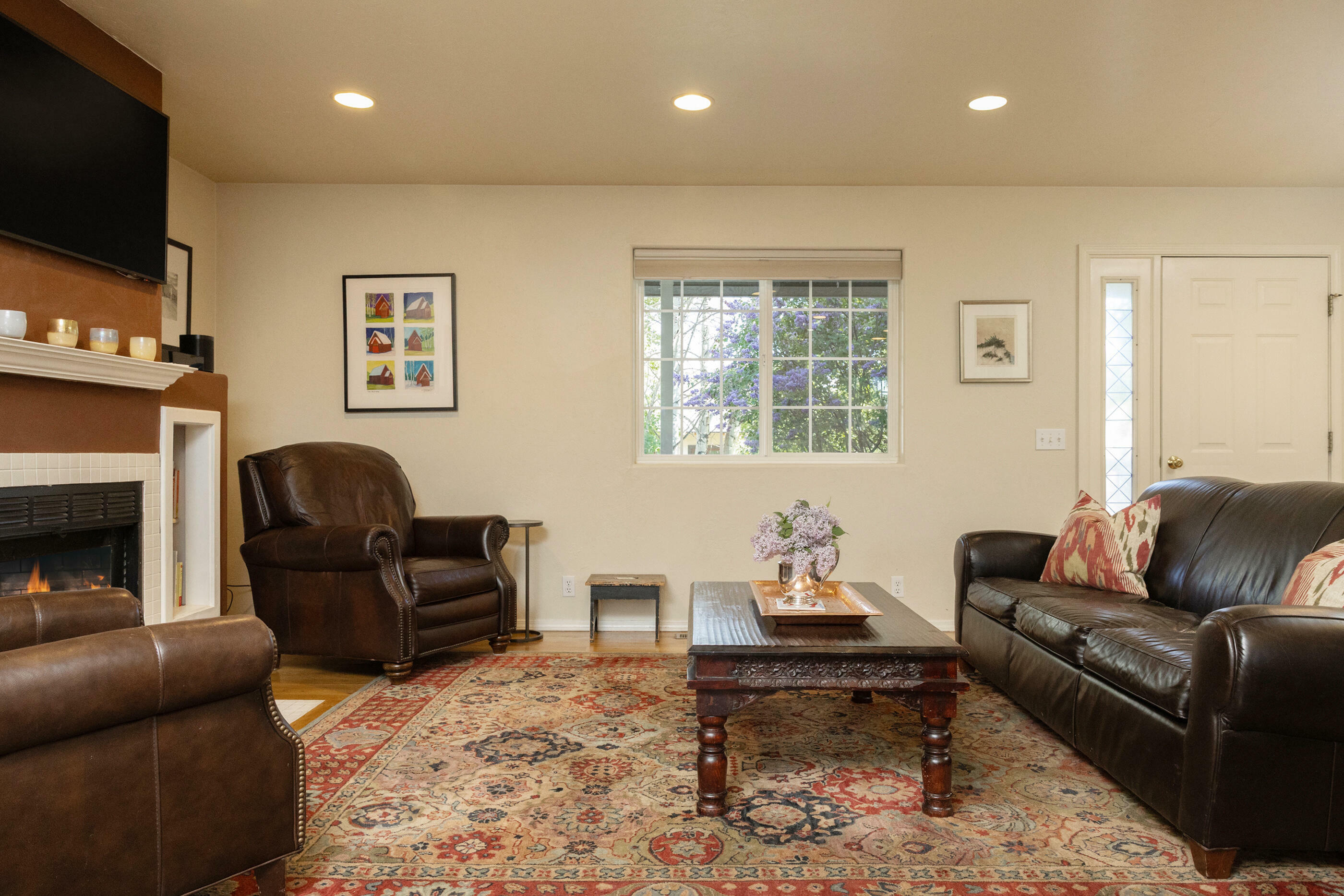 Property Photo: 941 Buckskin Dr ID 83333