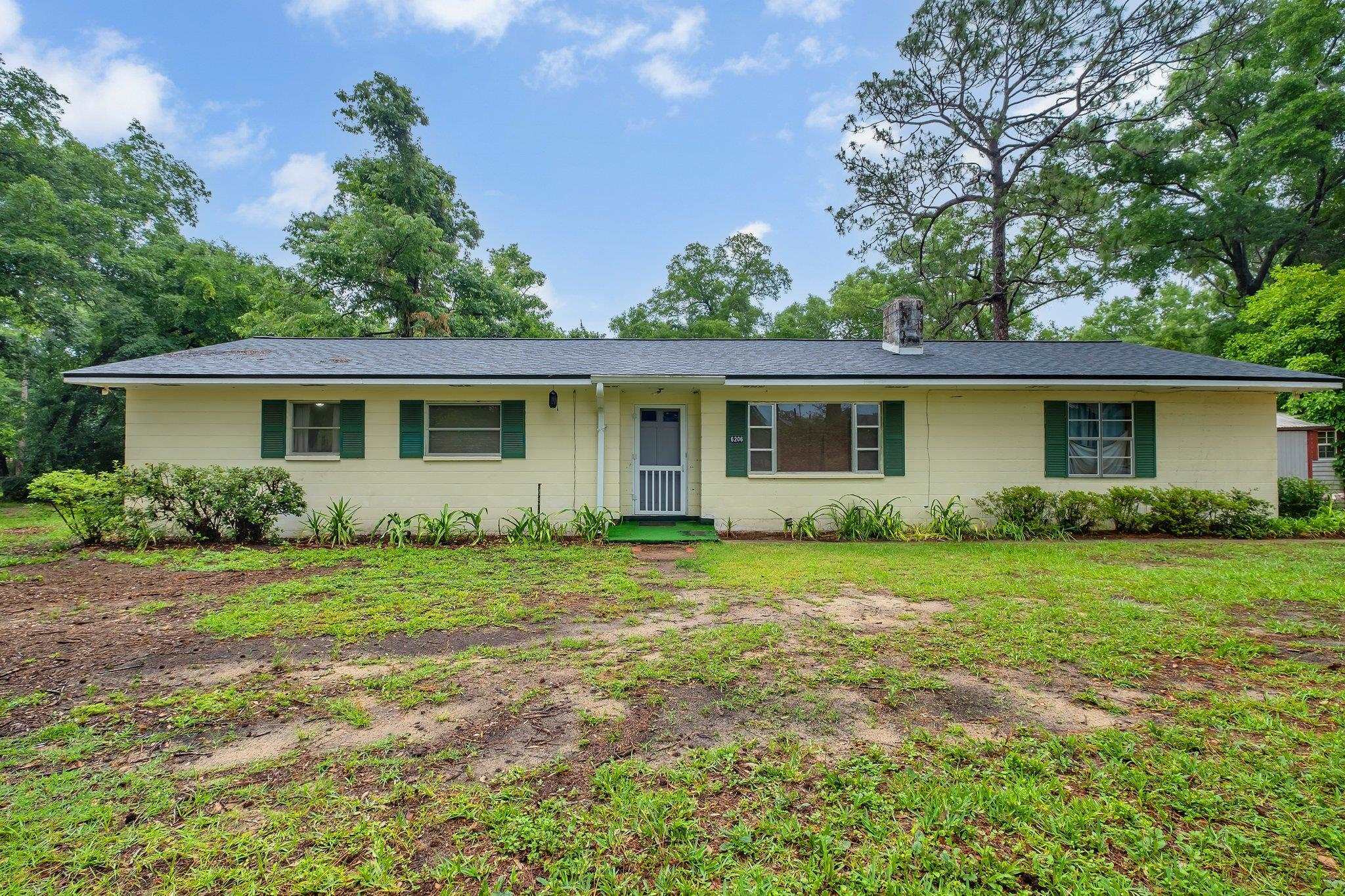 Property Photo: 6206 Blountstown Highway FL 32310