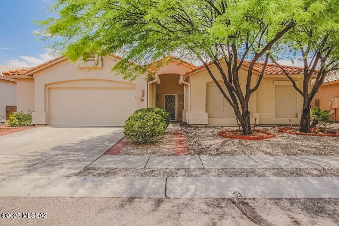 Property Photo: 975 S Rincon Rising Road AZ 85748