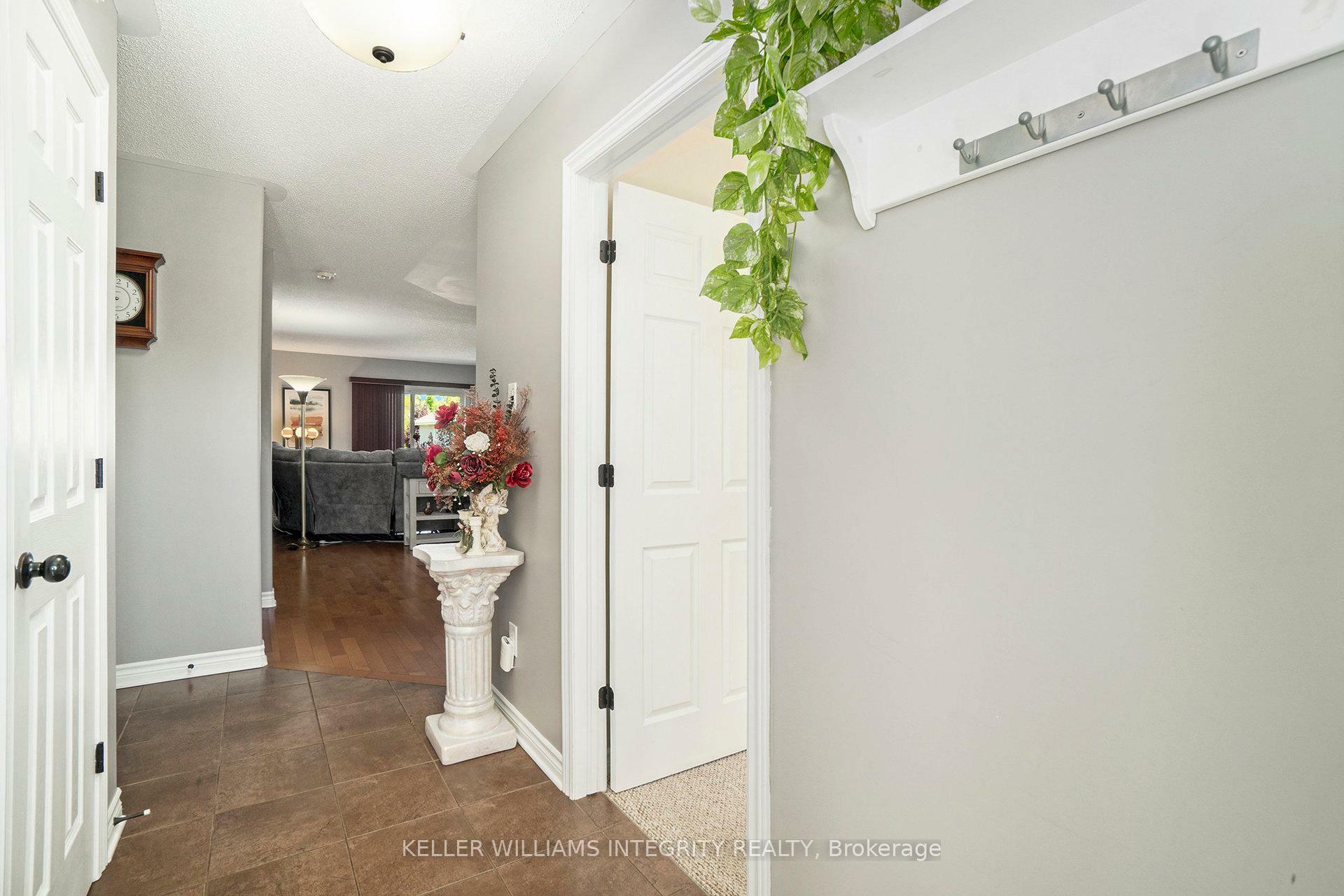 Property Photo: 44 Lee Avenue ON K7A 0A2