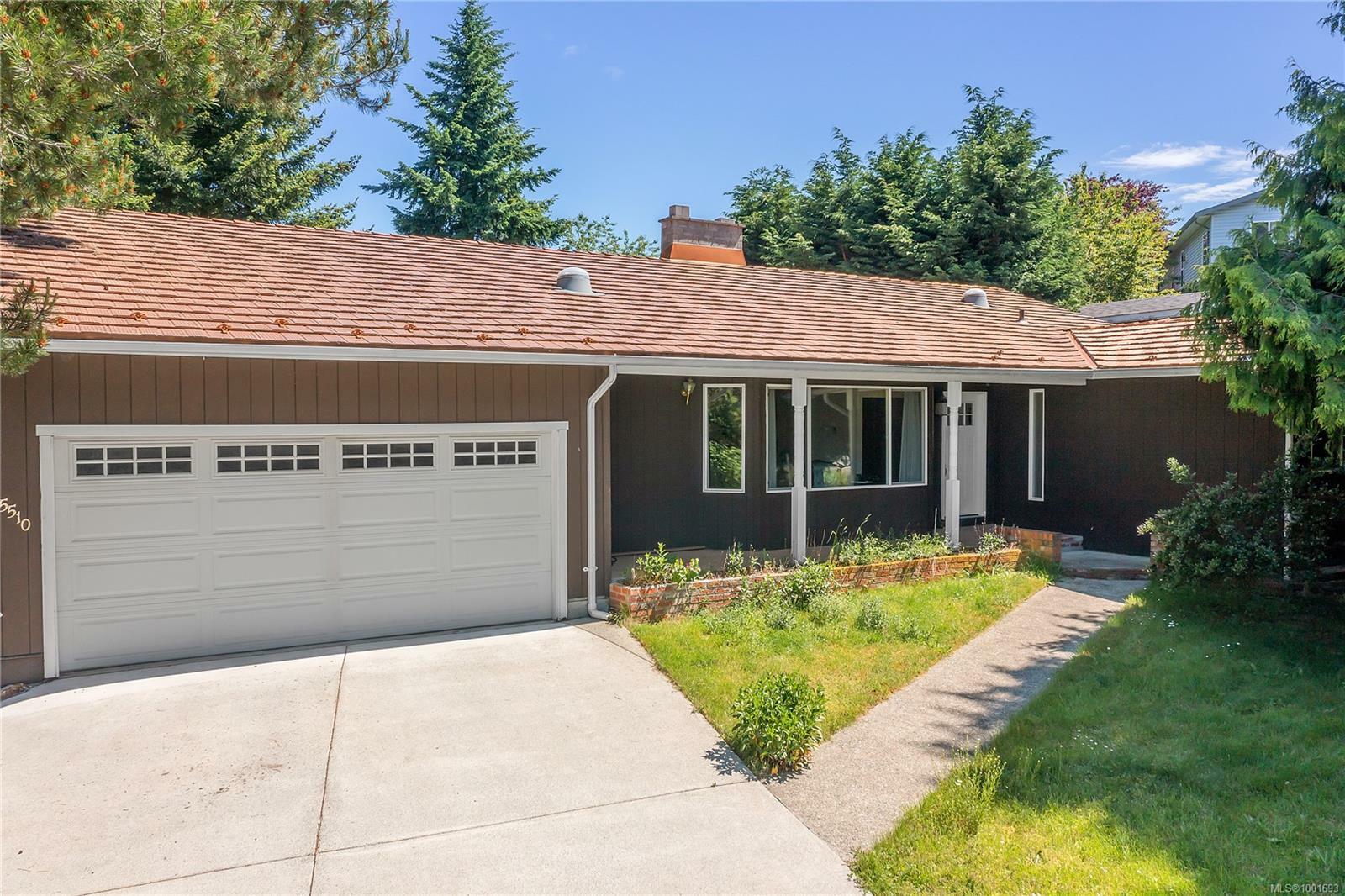 Property Photo: 5510 Rutherford Rd BC V9T 5N4