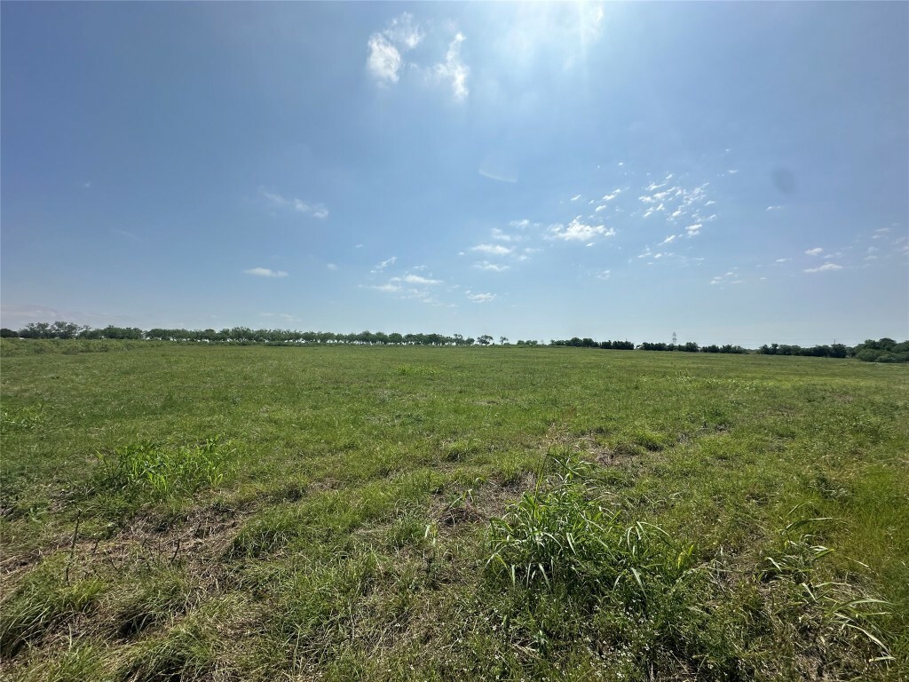 Property Photo: 1800 Scull Rd Scull Road TX 78666