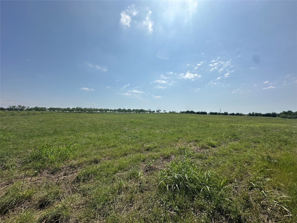 Property Photo: 1800 Scull Rd Scull Road TX 78666