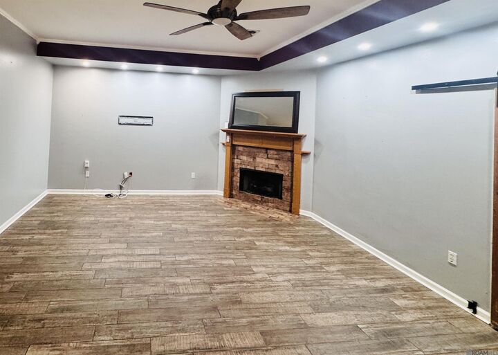 Property Photo: 13244 Arnold Rd LA 70785