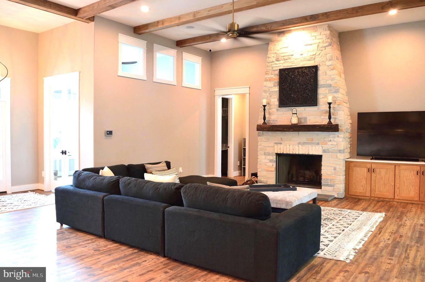 Property Photo: 10815 Downton Avenue VA 22553