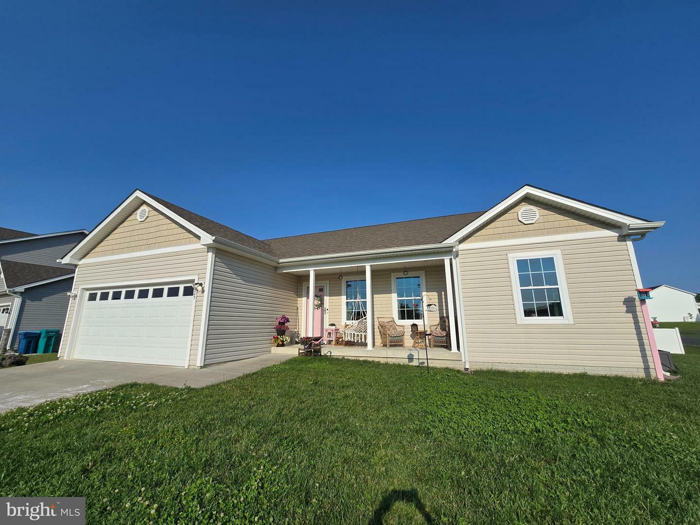 Property Photo: 625 Jensen Way WV 25401
