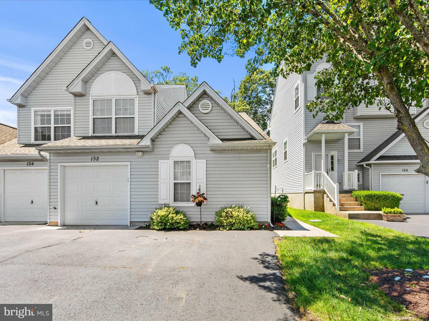 Property Photo: 132 Seabright Way D5 DE 19971