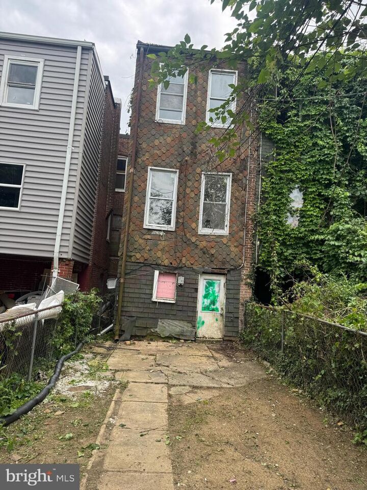 Property Photo: 2904 Winchester Street MD 21216